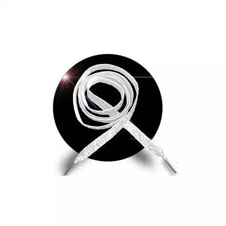 Lacets en velours pailleté blanc. pour vos chaussures