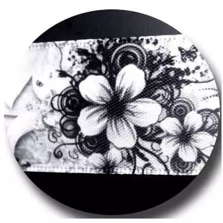 Lacets larges satin blanc fleurs+ papillons noirs pour vos chaussures