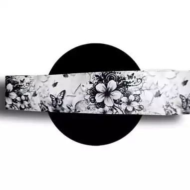 Lacets larges satin blanc fleurs+ papillons noirs pour vos chaussures