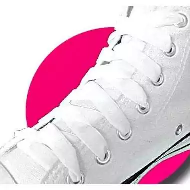 Lacets fins en velours blanc. pour vos chaussures