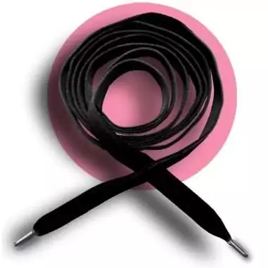 Lacets fins en velours noir pour vos chaussures