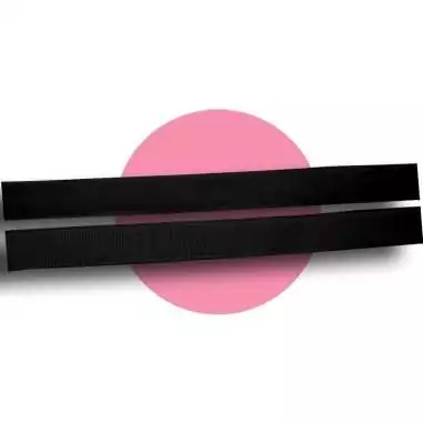 Lacets fins en velours noir pour vos chaussures