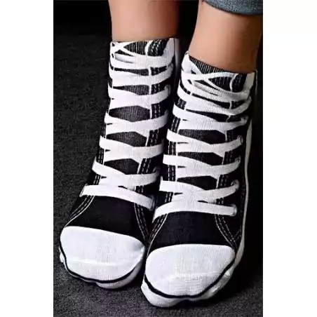 Socquettes décorées baskets noires pour vos jolis pieds