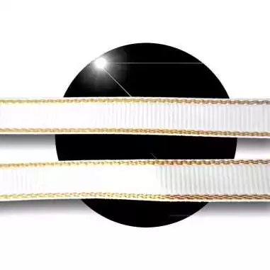 Lacets plats blancs liseret&nbsp;doré pour vos chaussures