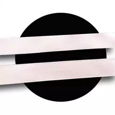 Lacets&nbsp;fins&nbsp;en satin rose poudré pour vos chaussures