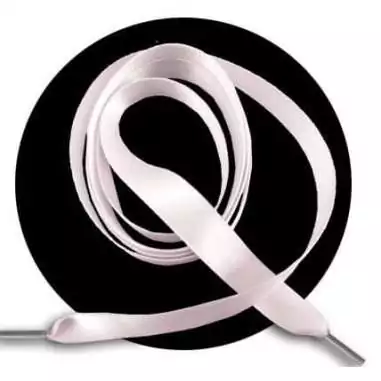 Lacets&nbsp;fins&nbsp;en satin rose poudré pour vos chaussures