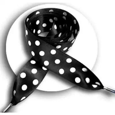 Lacets satin large&nbsp;noir à pois blancs pour vos chaussures