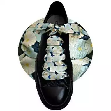 Lacets larges satin décor Japon bleu pour vos chaussures