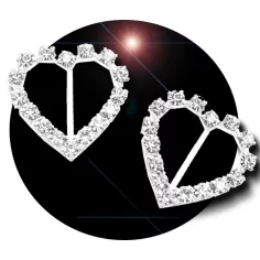 Envie de décorer vos chaussures ? Décorations coeur & diamants