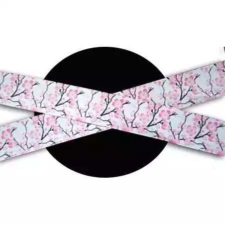 Lacets satin large&nbsp;blanc fleurs de cerisiers pour vos…