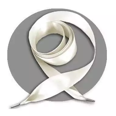 Lacets larges en satin blanc&nbsp;cassé pour vos chaussures