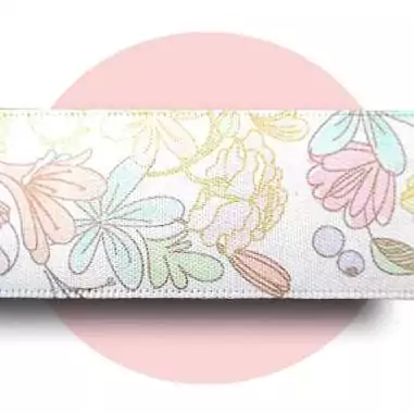 Lacets satin blanc fleurs poudrées&nbsp; pour vos chaussures