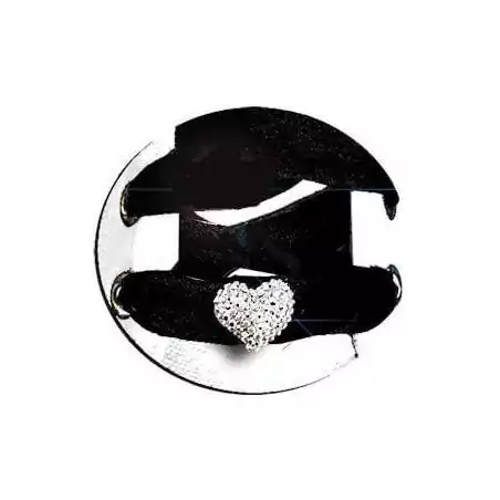 Envie de décorer vos chaussures ? Décorations coeurs…