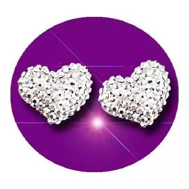 Envie de décorer vos chaussures ? Décorations coeurs…