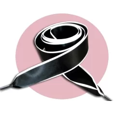 Lacets satin large noir&nbsp;gansé&nbsp;blanc pour vos chaussures