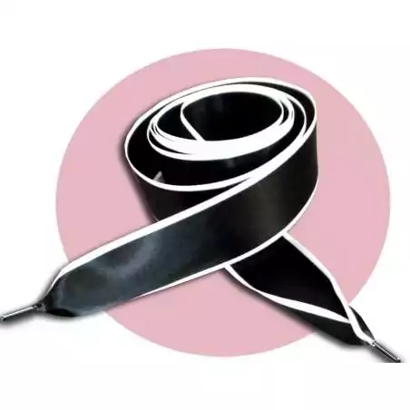 Lacets satin large noir&nbsp;gansé&nbsp;blanc pour vos chaussures