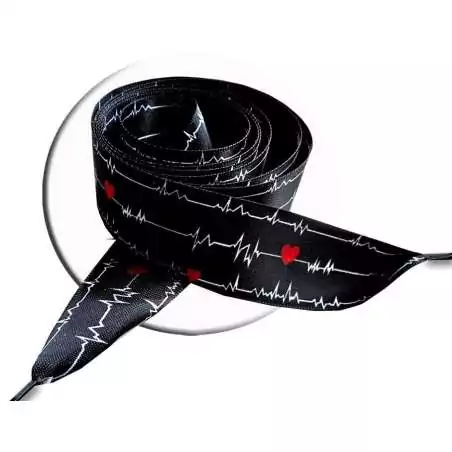 Lacets satin large noir diagramme coeurs pour vos chaussures