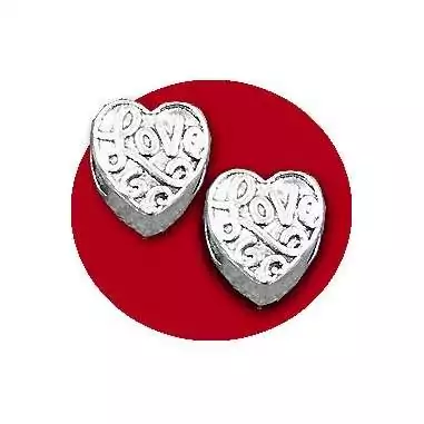 Envie de décorer vos chaussures ? Décorations coeurs argentés