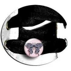 Envie de décorer vos chaussures ? Décorations roses papillon+dentelle 2