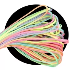 Lacets paracorde rainbow pastel pour vos chaussures