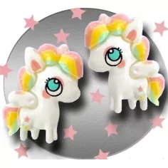 Envie de décorer vos chaussures ? Décorations licornes multicolores