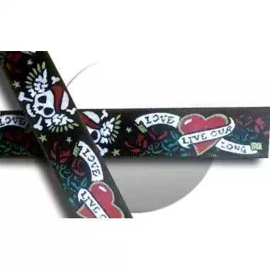 Lacets satin noir&nbsp;love rebelle pour vos chaussures