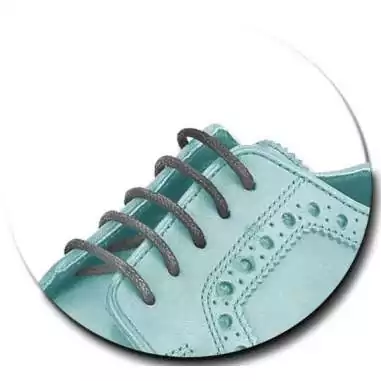 Lacets fins cirés en gris foncé pour vos chaussures