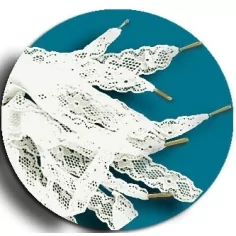 Lacets en&nbsp;dentelle&nbsp;blanc cassé pour vos chaussures