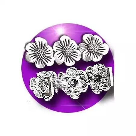 Décoration bijou de lacets crânes argentés en vente en…