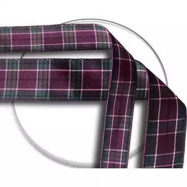 Lacets écossais carreaux rouges en vente en boutique en…