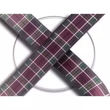 Lacets écossais carreaux rouges en vente en boutique en…