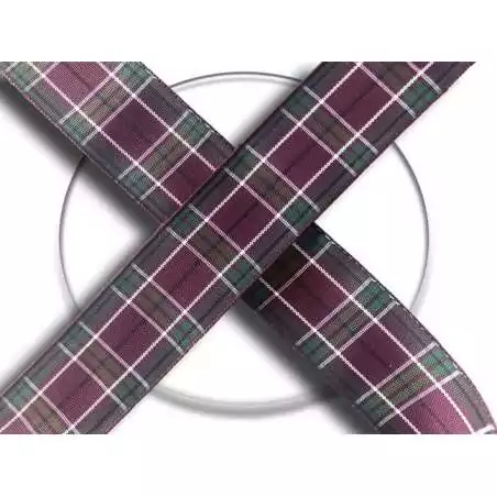 Lacets écossais carreaux rouges en vente en boutique en…