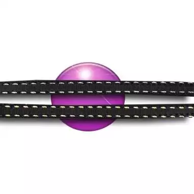 Lacets noirs surpiqûres argentées ou dorées pour vos…