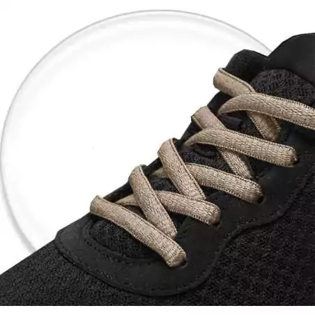 Lacets de chaussures bruns, ronds en couleur et fantaisie…