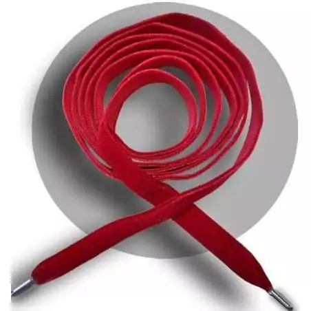 Lacets fins velours rouge pour vos chaussures