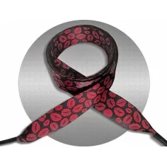 Lacets satin large noir lèvres rouges pour vos chaussures