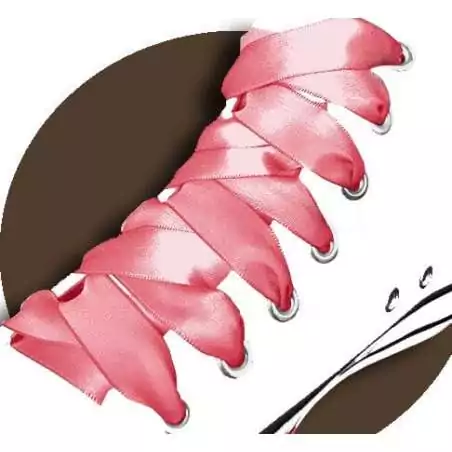 Lacets en satin saumon. pour vos chaussures