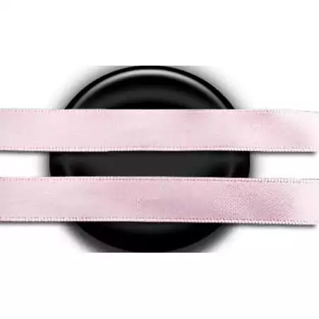 Lacets soyeux en satin rose pâle. pour vos chaussures