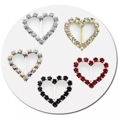 Envie de décorer vos chaussures ? Décorations coeur & diamants