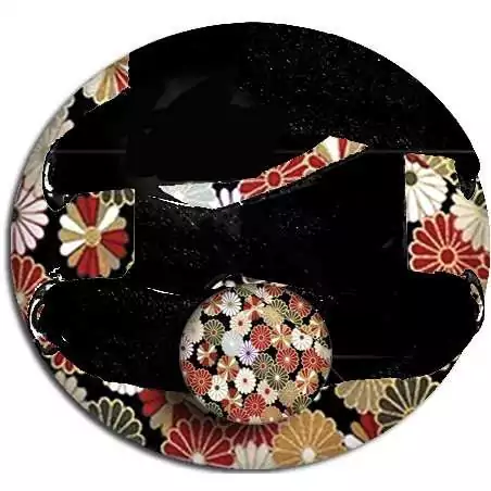 Envie de décorer vos chaussures ? Décorations Japon&nbsp;kikus…