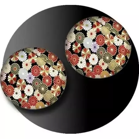 Envie de décorer vos chaussures ? Décorations Japon&nbsp;kikus…