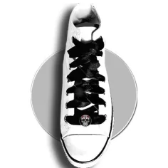 Envie de décorer vos chaussures ? Décorations noires calaveras colorés 2