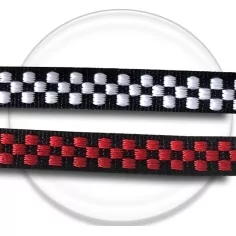 Lacets damier noir / blanc ou rouge pour vos chaussures